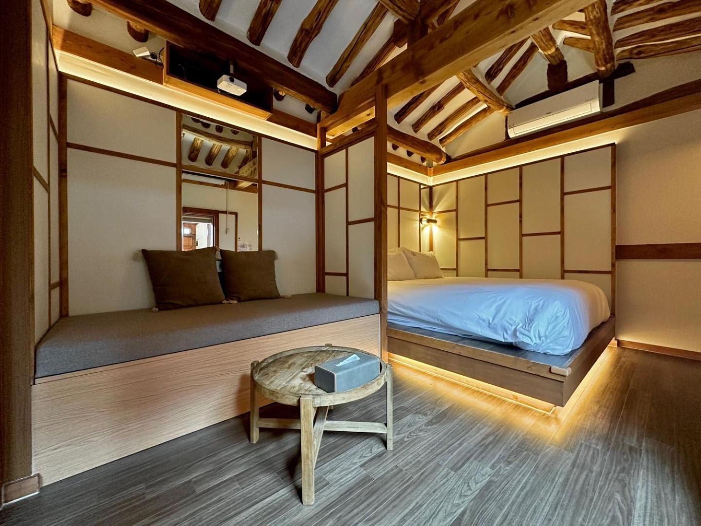 Villa Heritage Courtyard Seoul